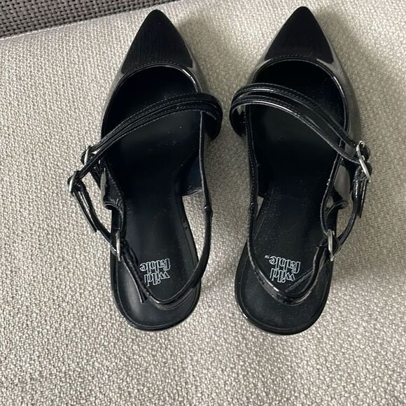 Wild Fable Black Patent Leather Slingback Kitten Heels - Picture 4 of 8